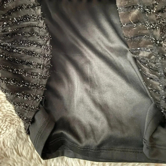 Dry Goods sparkly black top with black cami attached underneath size extra small - Picture 4 of 6